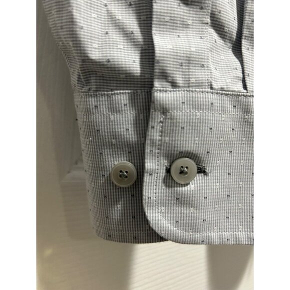 Untuckit Men's Medium Slim Fit Wrinkle Free Long Sleeve Button Up Shirt - Picture 6 of 9